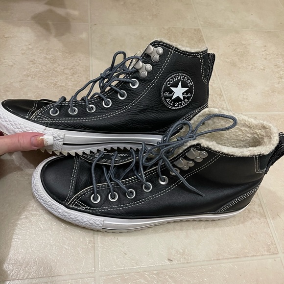 Converse Chuck Taylor All Star LIMITED EDITION SHOE BOOT size (8.5) - Picture 2 of 6